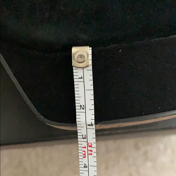 INC - Picture 3 of 4